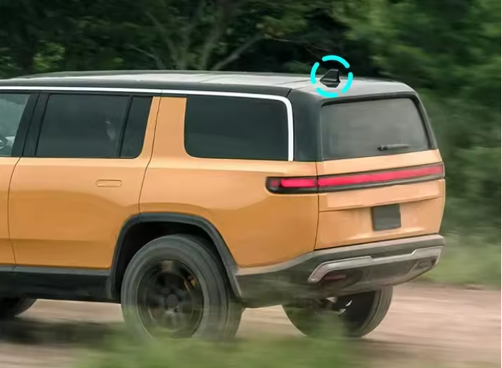 Shark Fin Antenna Cover, Gloss Carbon Fiber for Rivian R1T, R1S