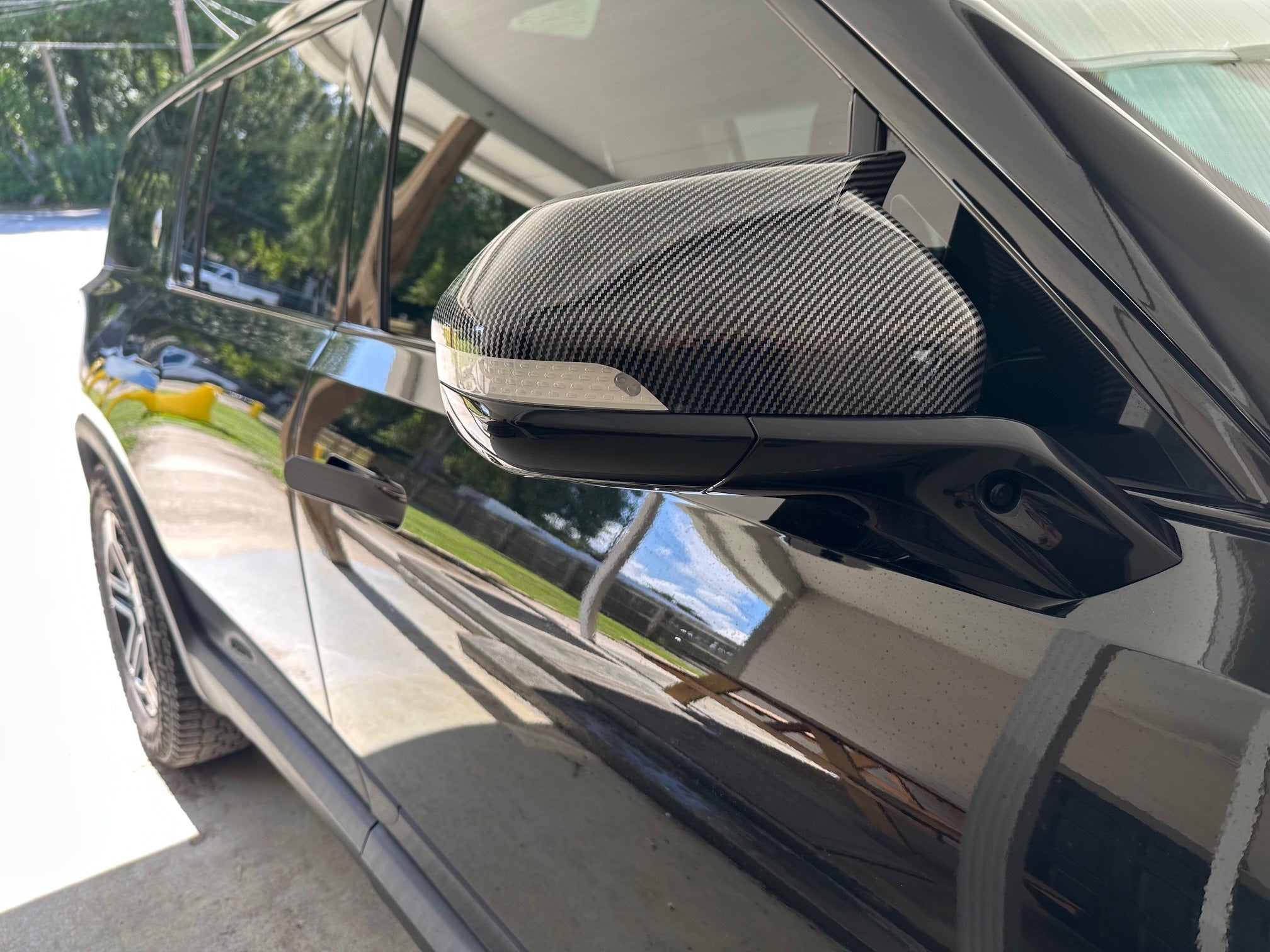 Carbon Fiber Style Ox Horn Rearview Mirror Covers for Rivian R1T, R1S
