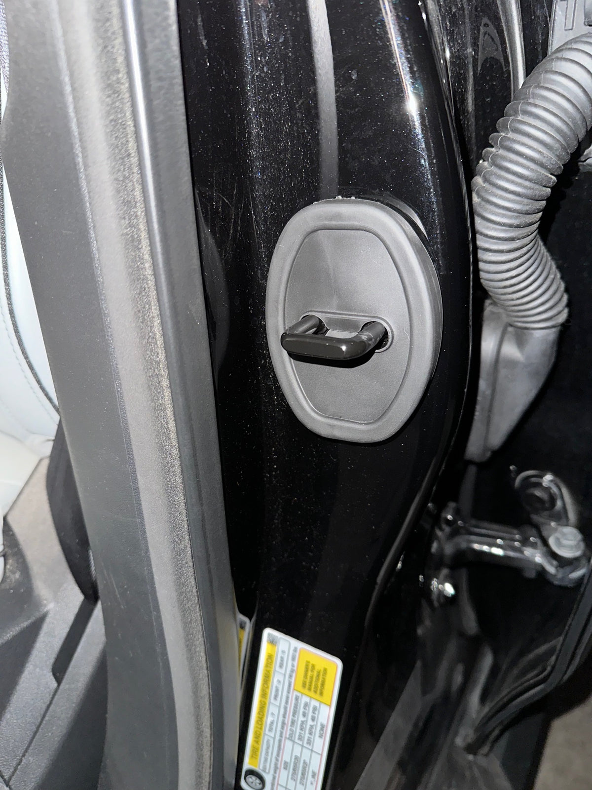 Door Closing Sound Deadener Dampers, Silicone Latch Covers for Rivian R1T, R1S, R2