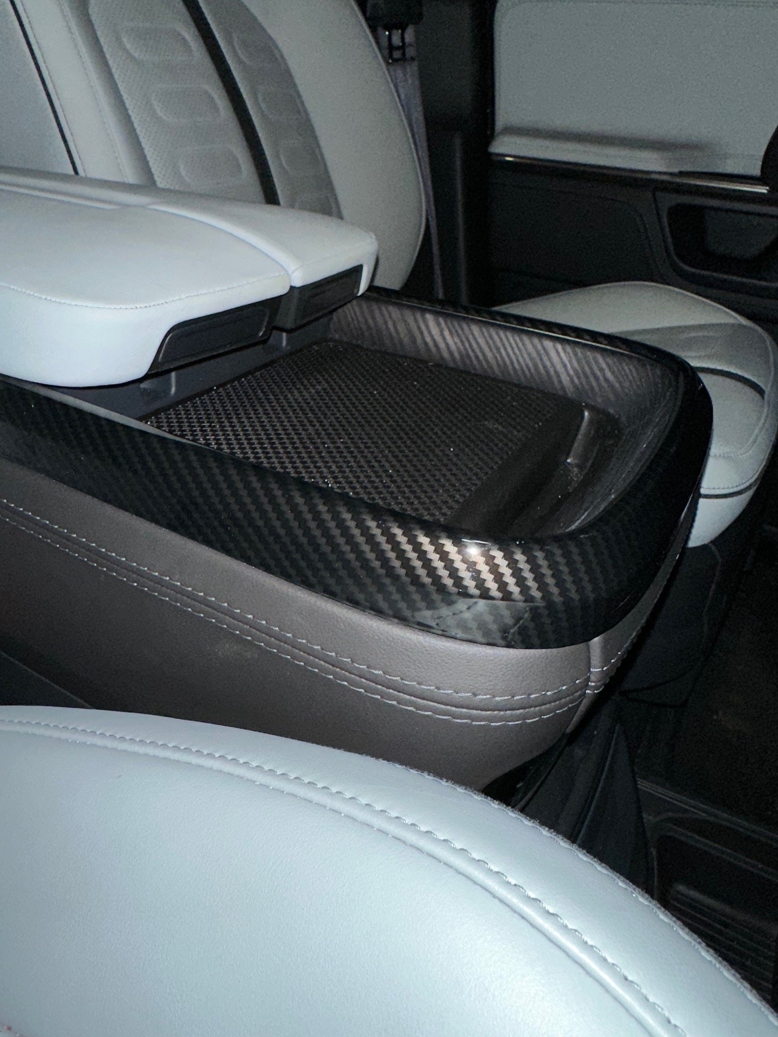 Armrest Center Console Outer Frame Carbon Fiber Trim Panels for Rivian R1T, R1S