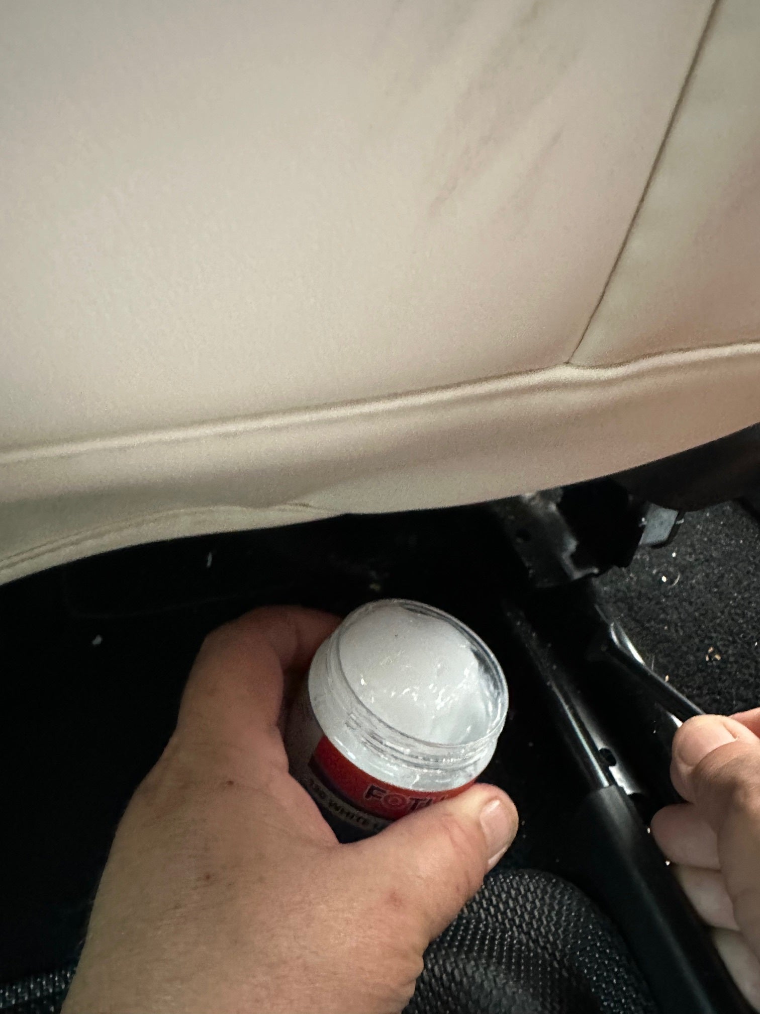 White Lithium Grease Lubricant for Seat Tracks, Sunroof, Door Hinges, Many Uses