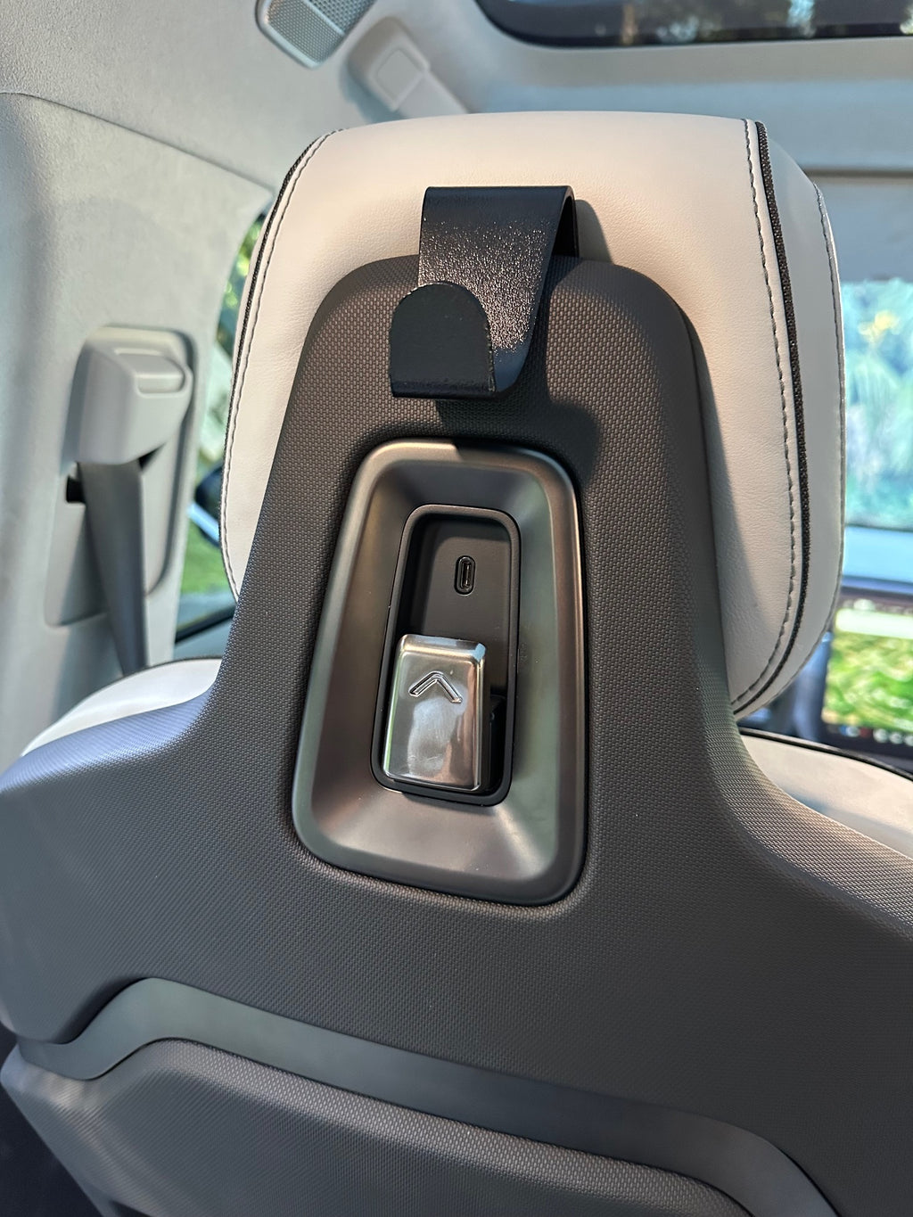 Headrest Coat Hook For Seat Back, Aluminum, for Rivian R1T, R1S