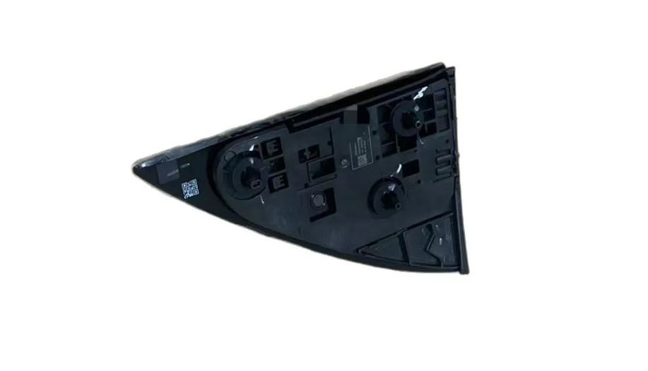 Tesla Model Y Juniper Right Rear Quarter Panel Reflector, 2025-2026