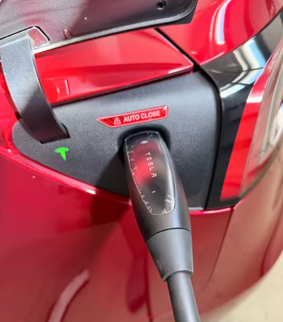 Tesla Model 3, S, X, Y Charging Port Auto Close Reminder Sticker, Red Carbon Fiber