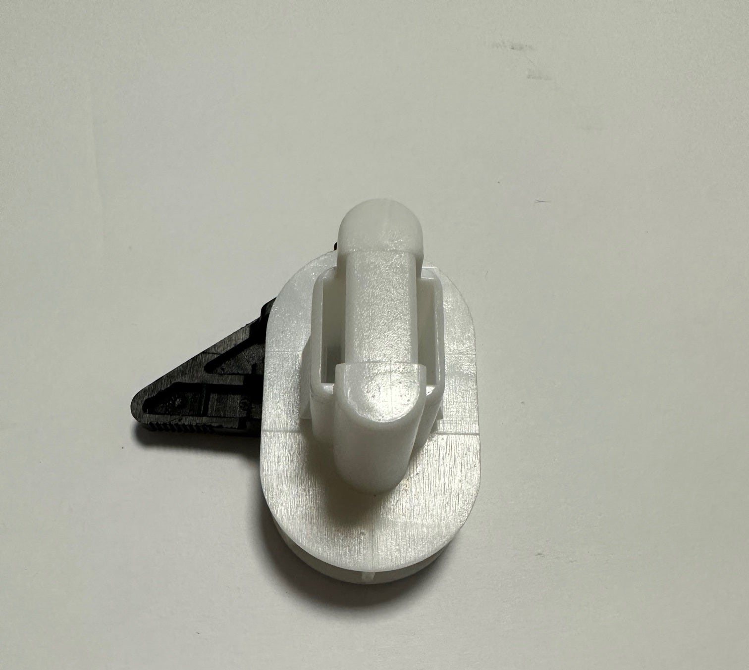 Tesla Model 3, Y 2nd, 3rd Row Seat Cushion Clip, 2017-2023