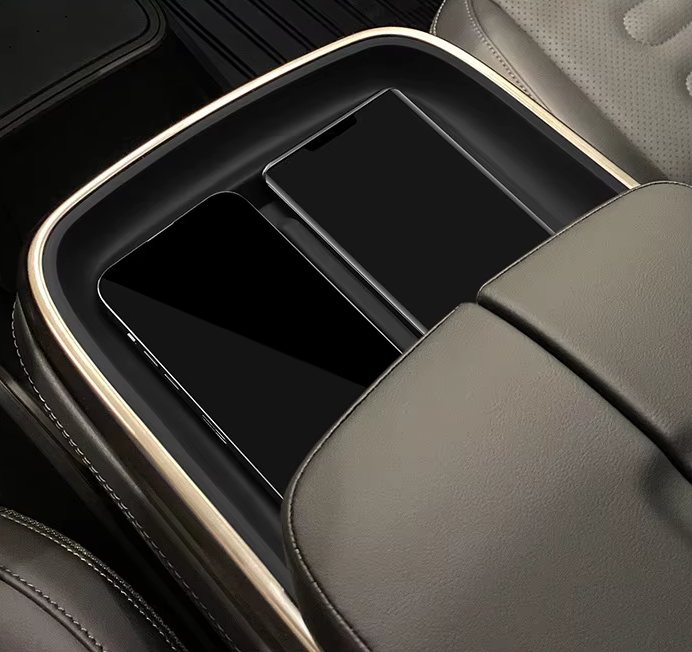 Silicone Wireless Charging Pad, Center Console, Black, for Rivian R1T, R1S