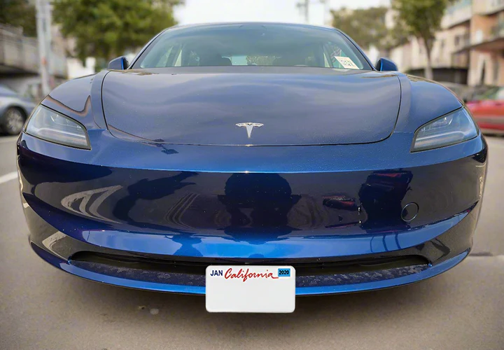 Tesla Model 3 Highland Sto N Sho Quick-Release Front License Plate Bracket, 2024-2026