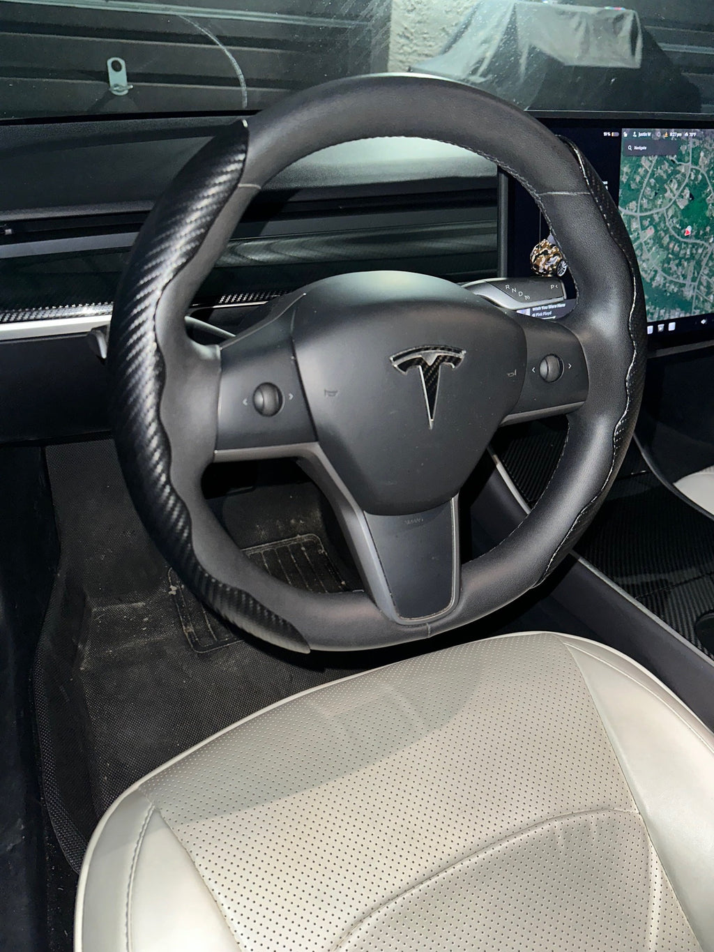 Tesla Model 3, Y Steering Wheel Cover, Black Carbon Fiber