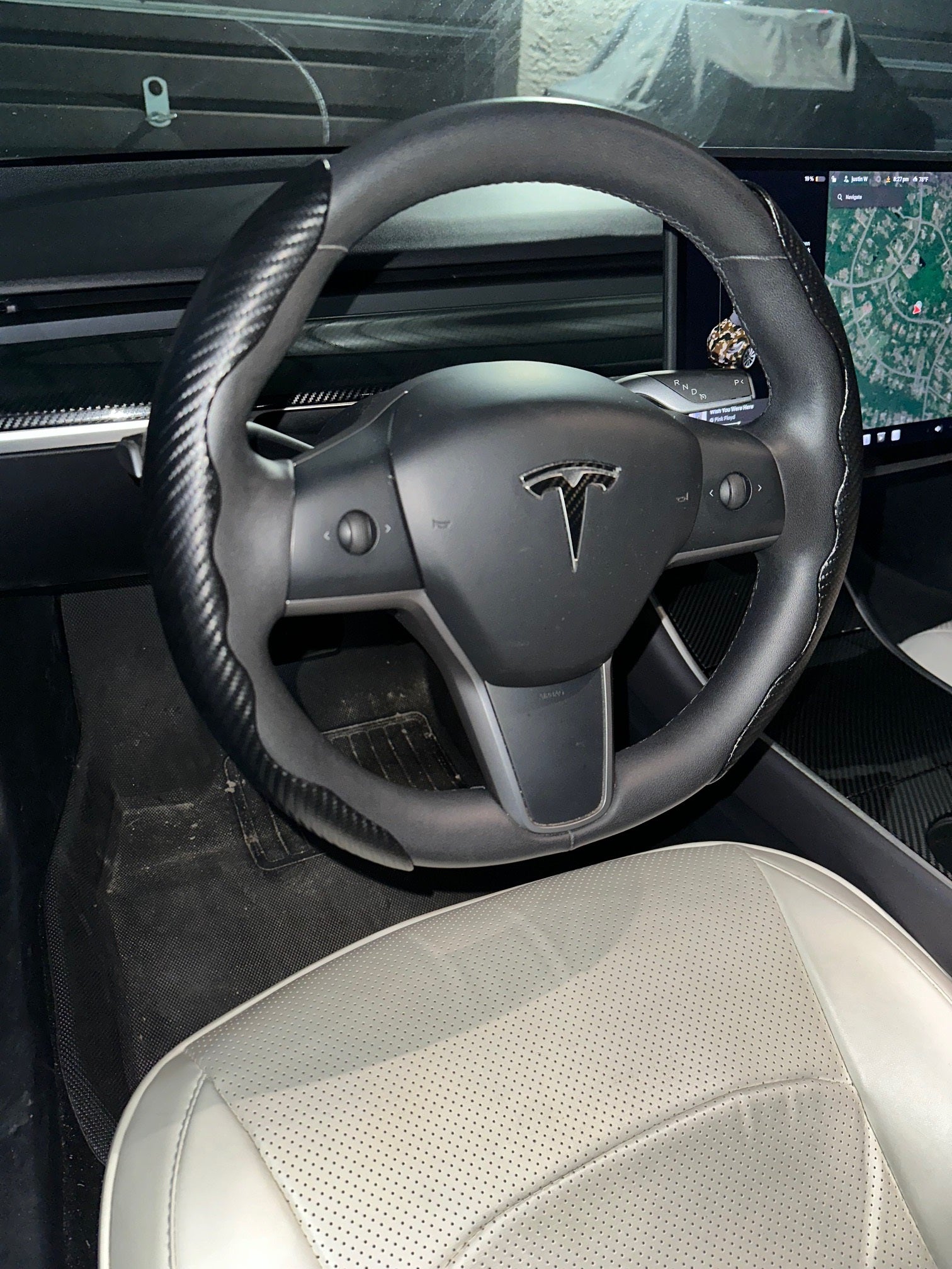 Tesla Model 3, Y Steering Wheel Cover, Black Carbon Fiber