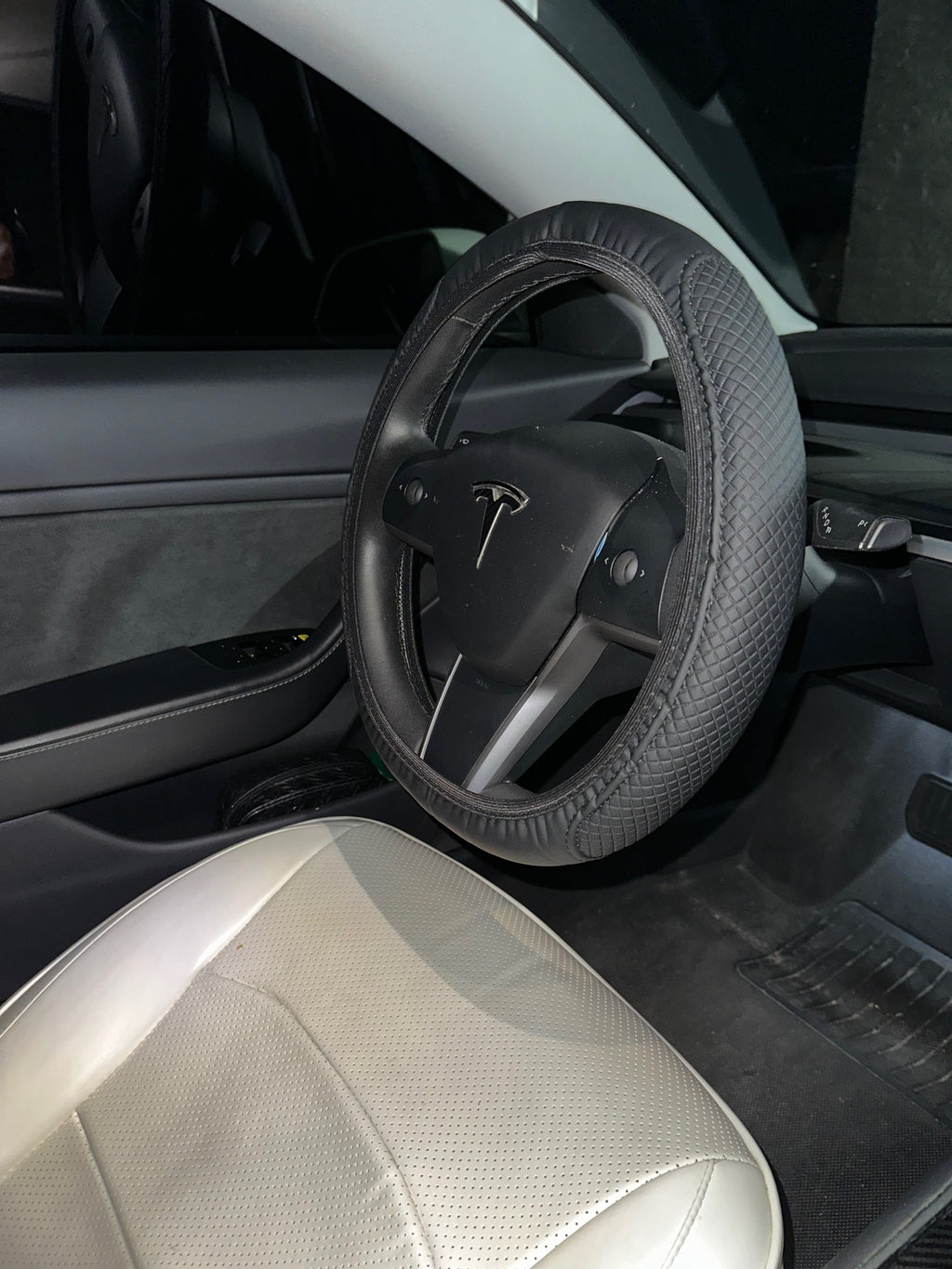 Tesla Model 3, Y, S, X PU Leather Thin Design Steering Wheel Cover, Black