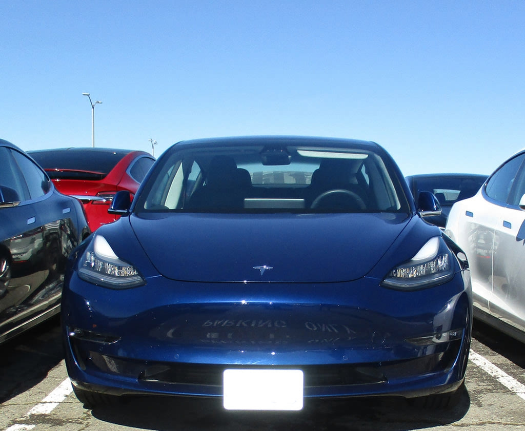 Tesla Model 3 Sto N Sho Quick-Release Front License Plate Bracket, 2017-2023