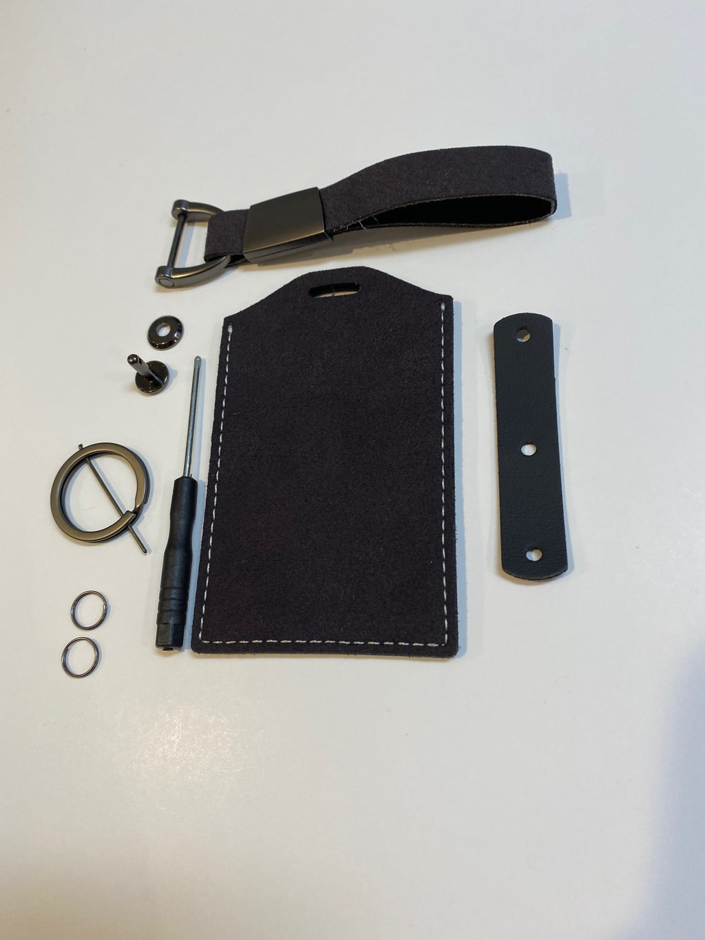 Carry your Tesla Model 3 or Tesla Model Y key start card in style with this Alcantara Suede key card holder from EV Parts Online!Tesla Model 3 2017, 2018, 20... 