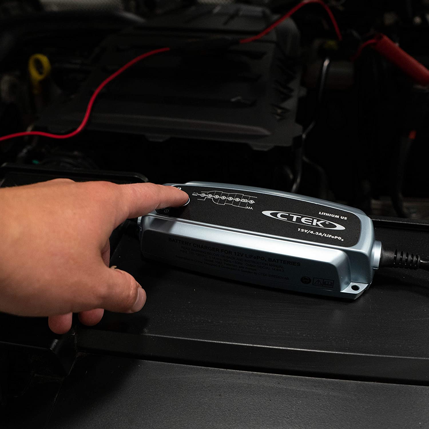 CTEK LITHIUM US 12 Volt Fully Automatic LiFePO4 Battery Charge