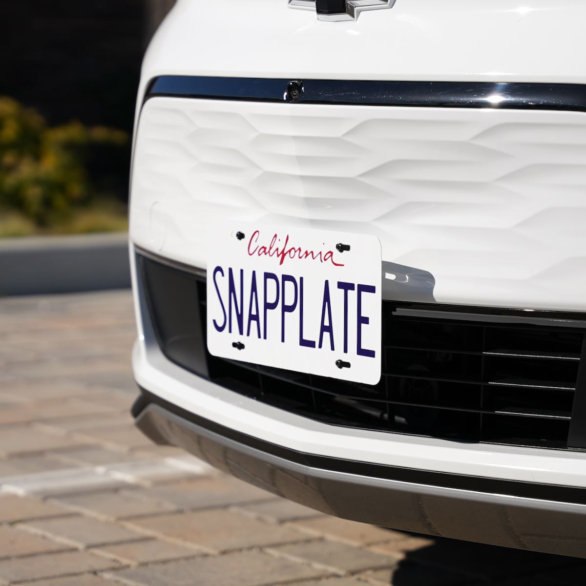 Chevy Bolt EUV SNAPPLATE Front License Plate Mount, Removable, 2022-2023