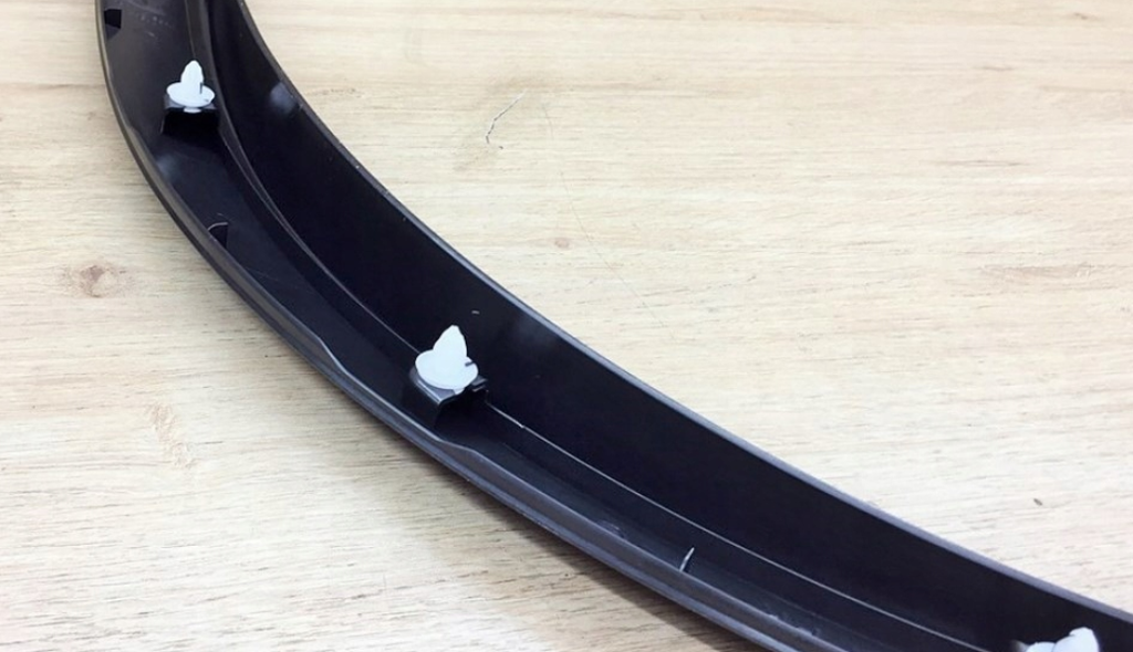 Tesla Model X Front Fender Garnish Molding Trim, Right Front, New, 2016-2021