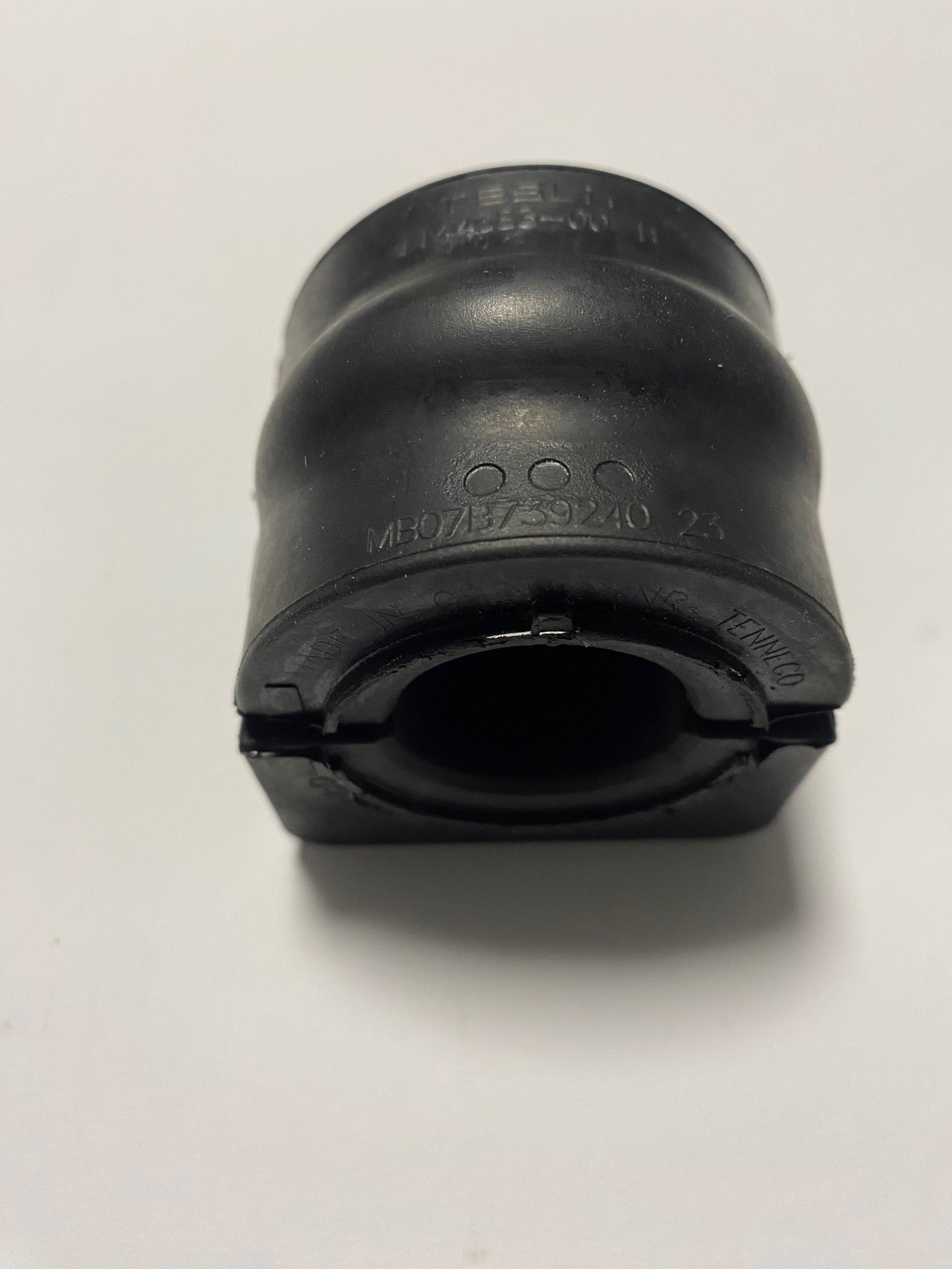 Tesla Model 3, Y Front Sway Bar Stabilizer Bushing, 28mm, 2017-2023